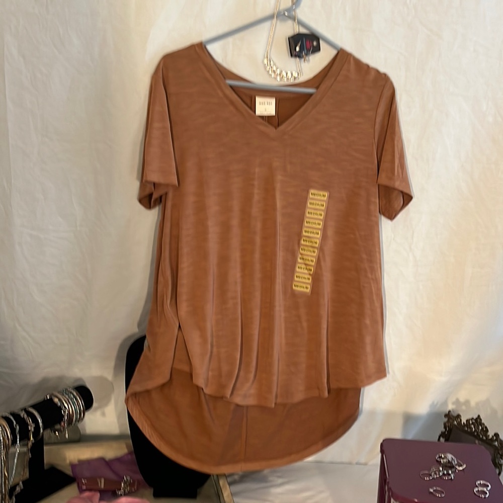 MOD REF HILO TEE